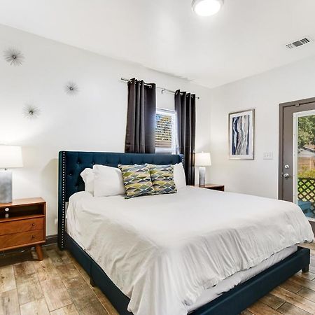Cozy Charmer In Town Savannah Ngoại thất bức ảnh