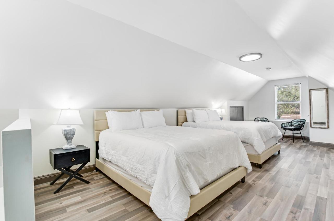 Cozy Charmer In Town Savannah Ngoại thất bức ảnh