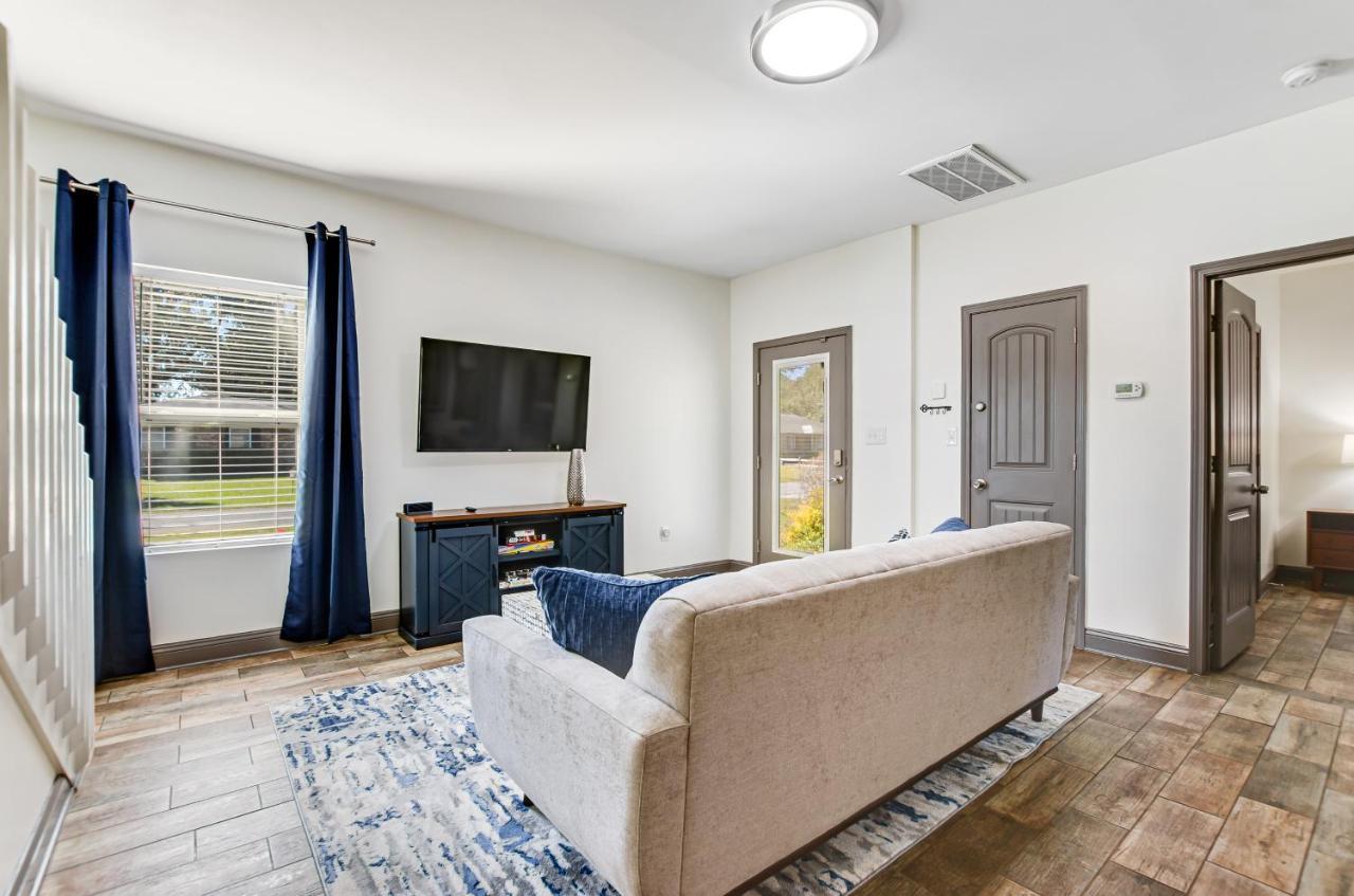 Cozy Charmer In Town Savannah Ngoại thất bức ảnh