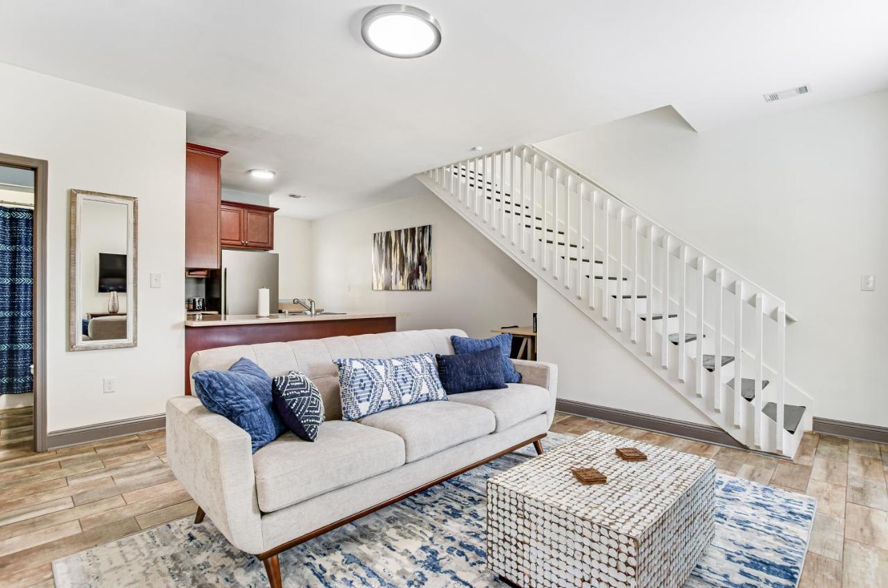Cozy Charmer In Town Savannah Ngoại thất bức ảnh